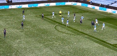 【欧冠】马赫雷斯双响天使染红 曼城2比0巴黎进决赛